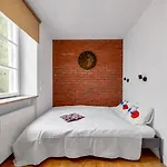 Apartment Historic Old Town Apt, Steps To Castle Sq *