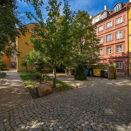 Apartment Historic Old Town Apt, Steps To Castle Sq Warsaw